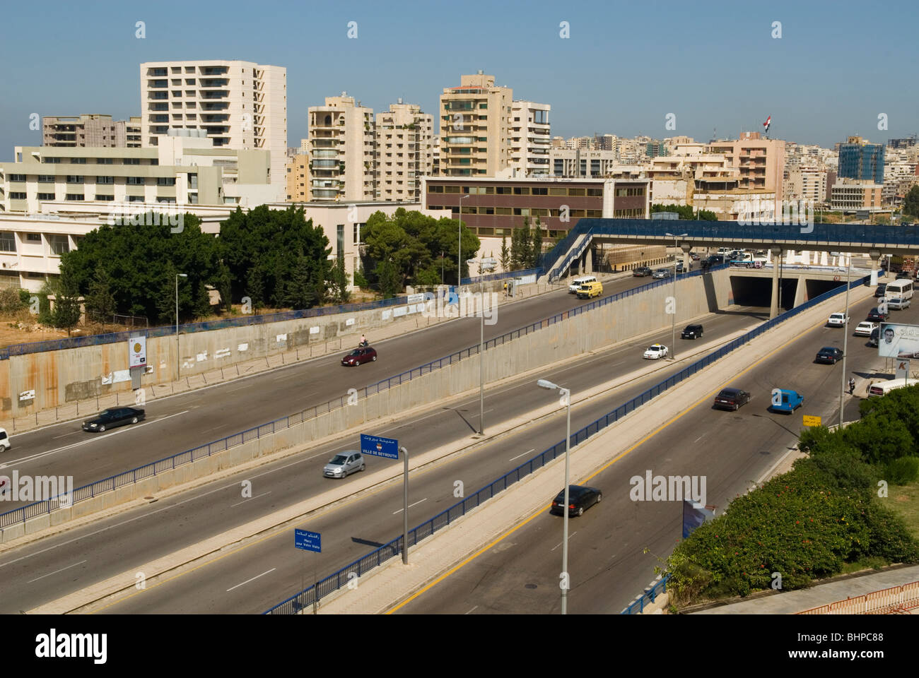 Ciudad scape y autopista en Beirut, Líbano Oriente Medio Foto de stock