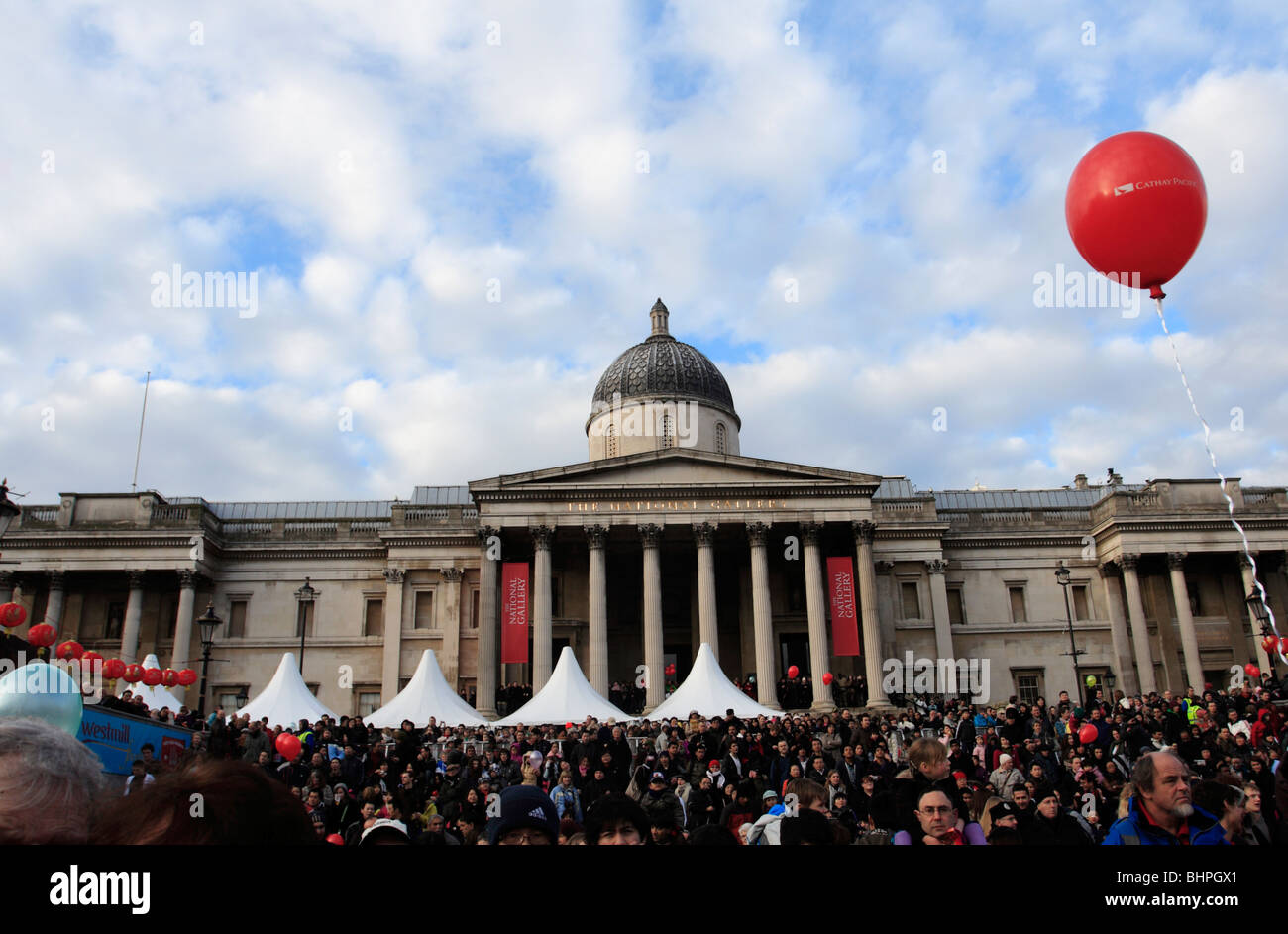 Las celebraciones del año nuevo chino de Trafalgar Square en Londres, UK 2010 Foto de stock