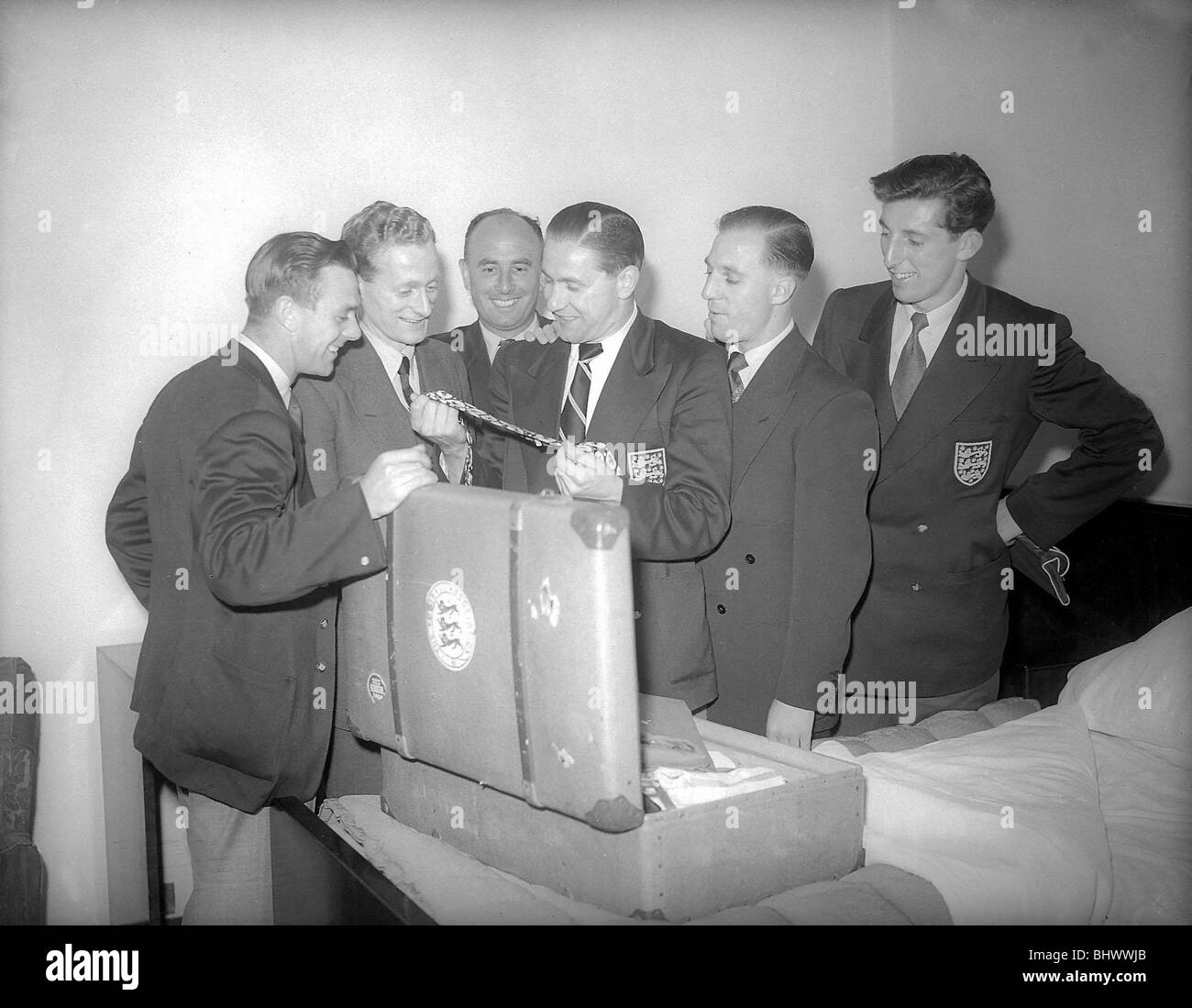 Copa del Mundo de Inglaterra 1950 squad poco antes de partir a Brasil jugadores incluyen Stan Mortensen, junio de 1950 Foto de stock