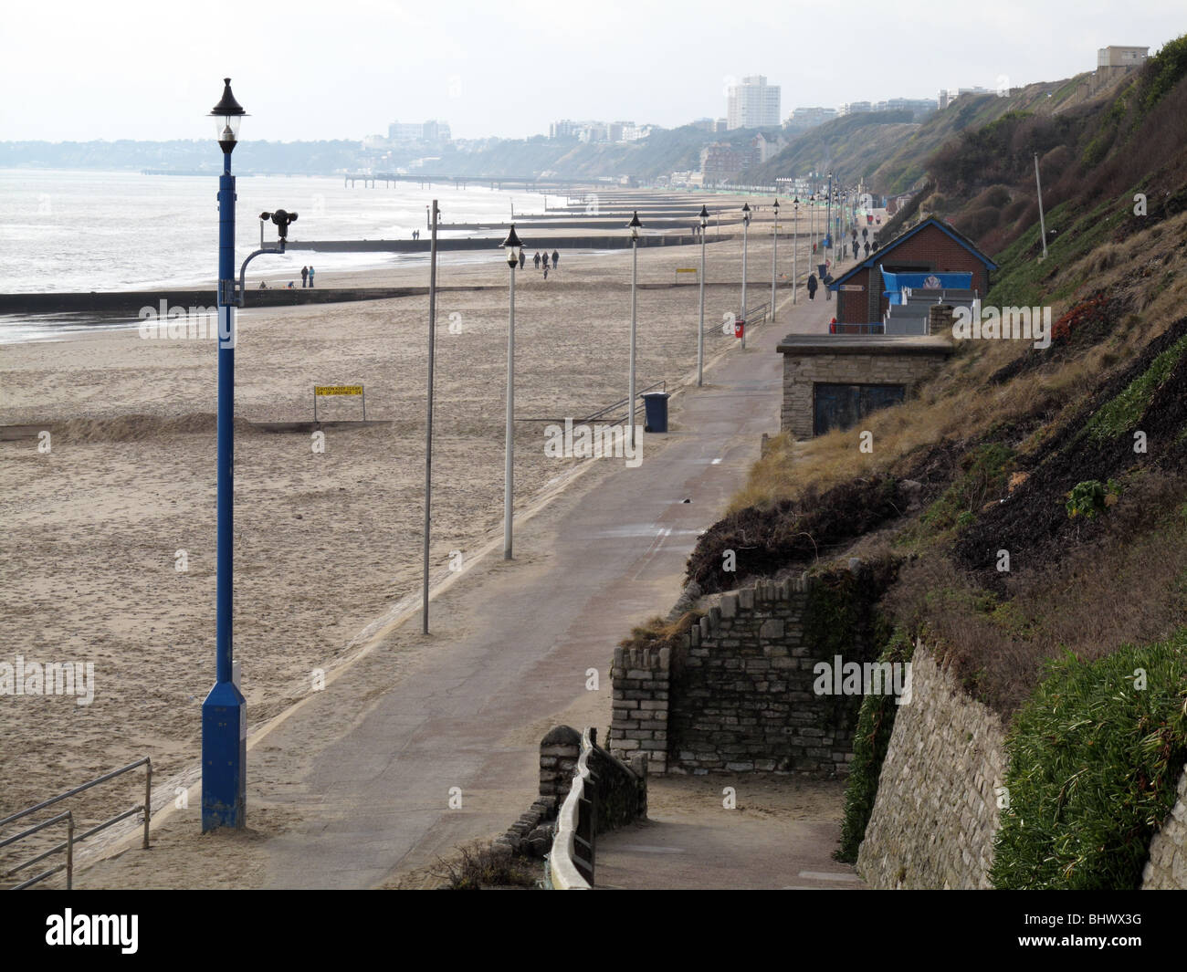 Bournemouth promenade (hacia el oeste) Foto de stock