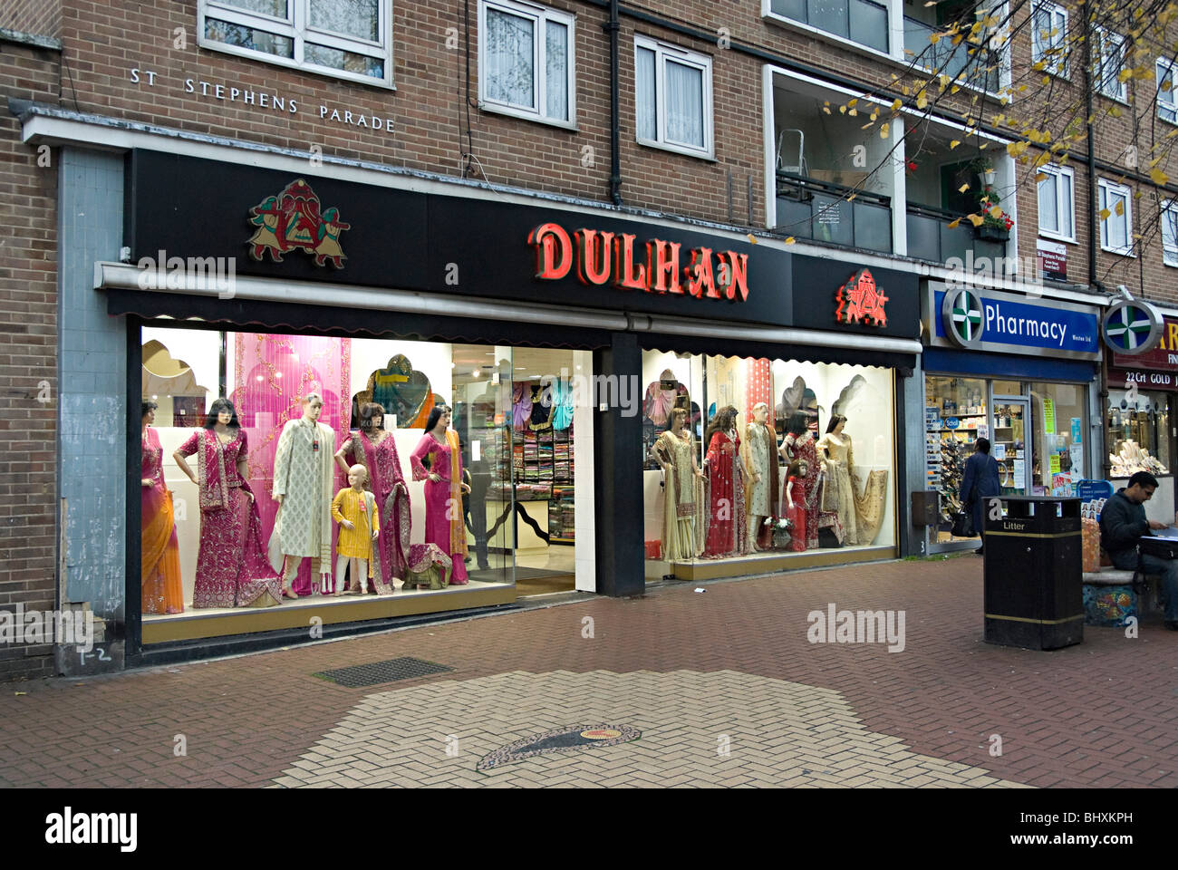 Dulhan fashion shop en Southall Broadway