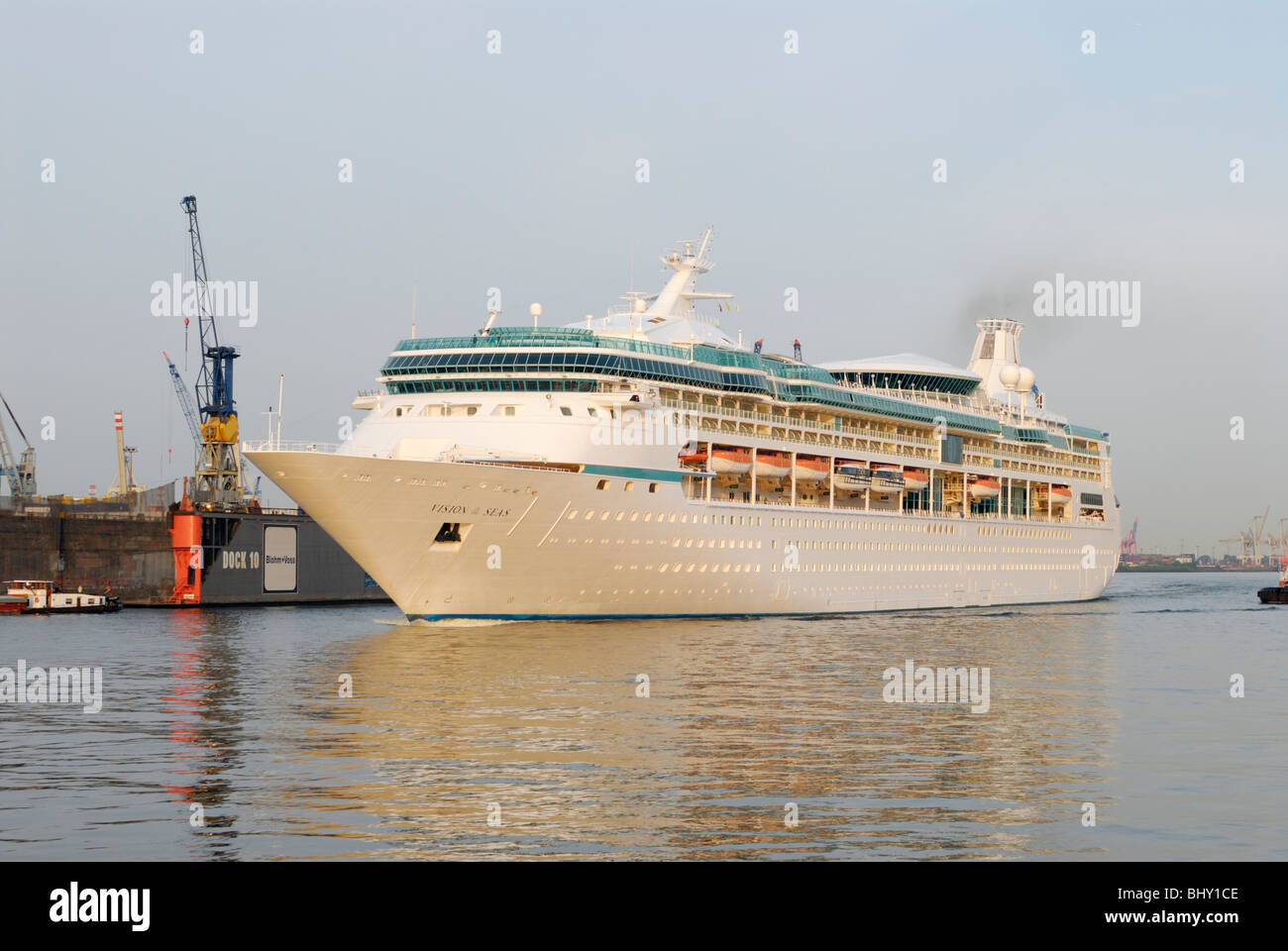 Vision of the seas cruise ship fotografías e imágenes de alta resolución -  Alamy