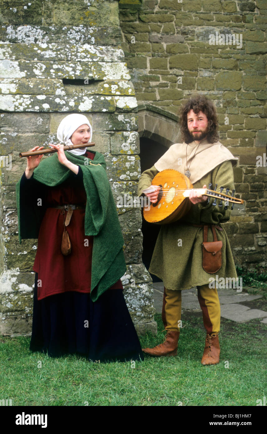 Músico medieval fotografías e imágenes de alta resolución - Alamy