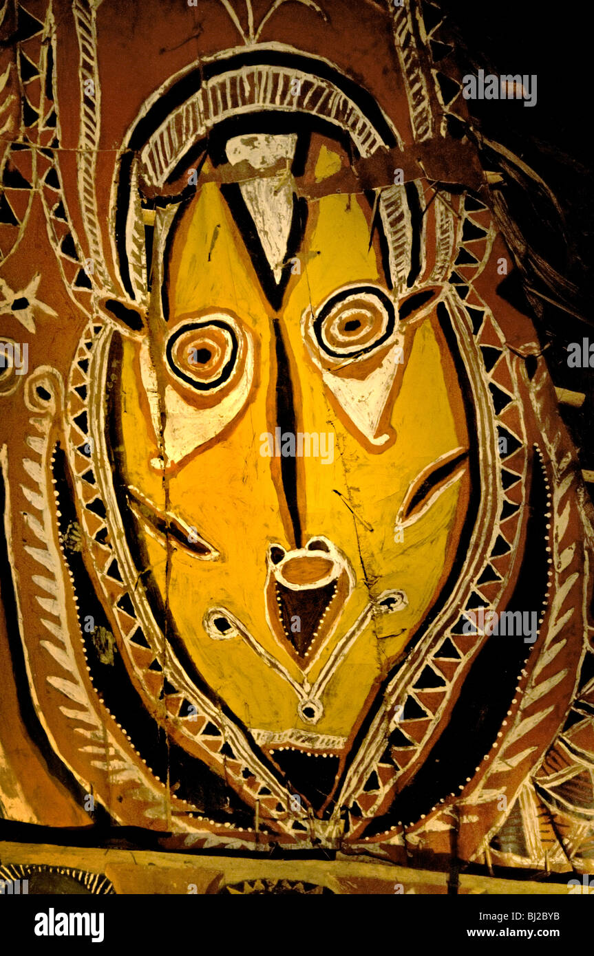 Papua Nueva Guinea Asmat Indonesia museo arte artesanía Foto de stock