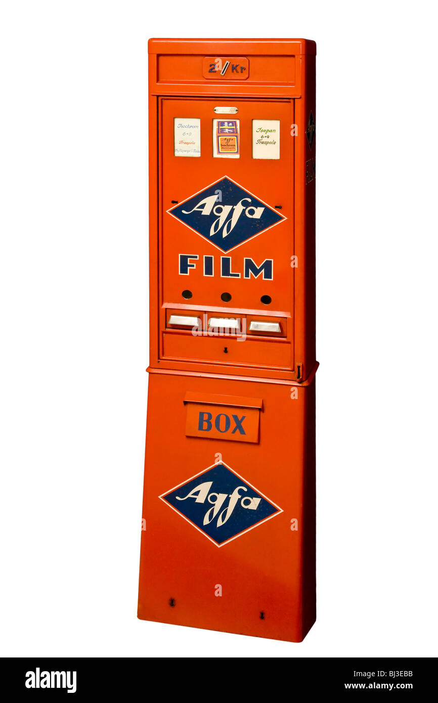 Una vieja máquina expendedora de película fotográfica Agfa Foto de stock