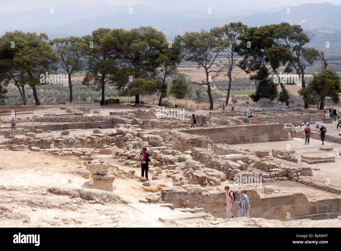 Ruinas del palacio minoico de Festos, Festos, cerca de Matala, Creta, Grecia, Europa Foto de stock