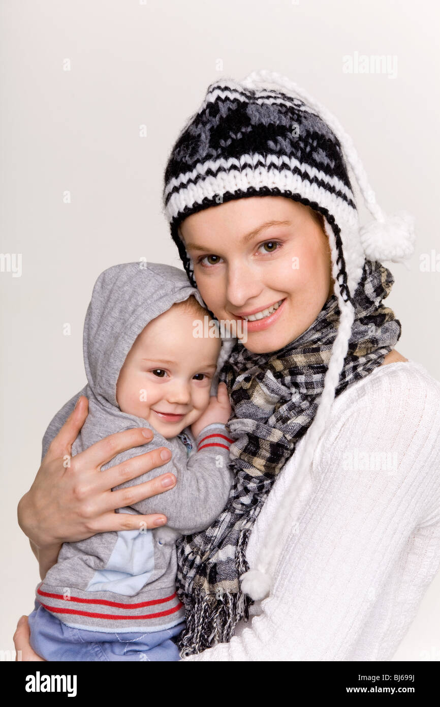 Ropa para niño recien nacido fotografías e imágenes de alta resolución -  Alamy