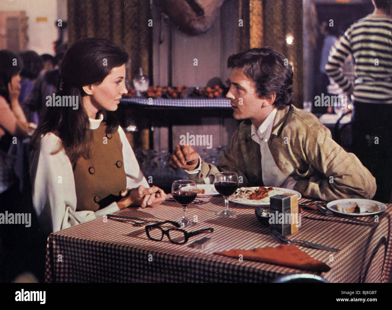 Fragmento de miedo - 1970 Columbia film con David Hemmings y Gayle Hunnicutt Foto de stock