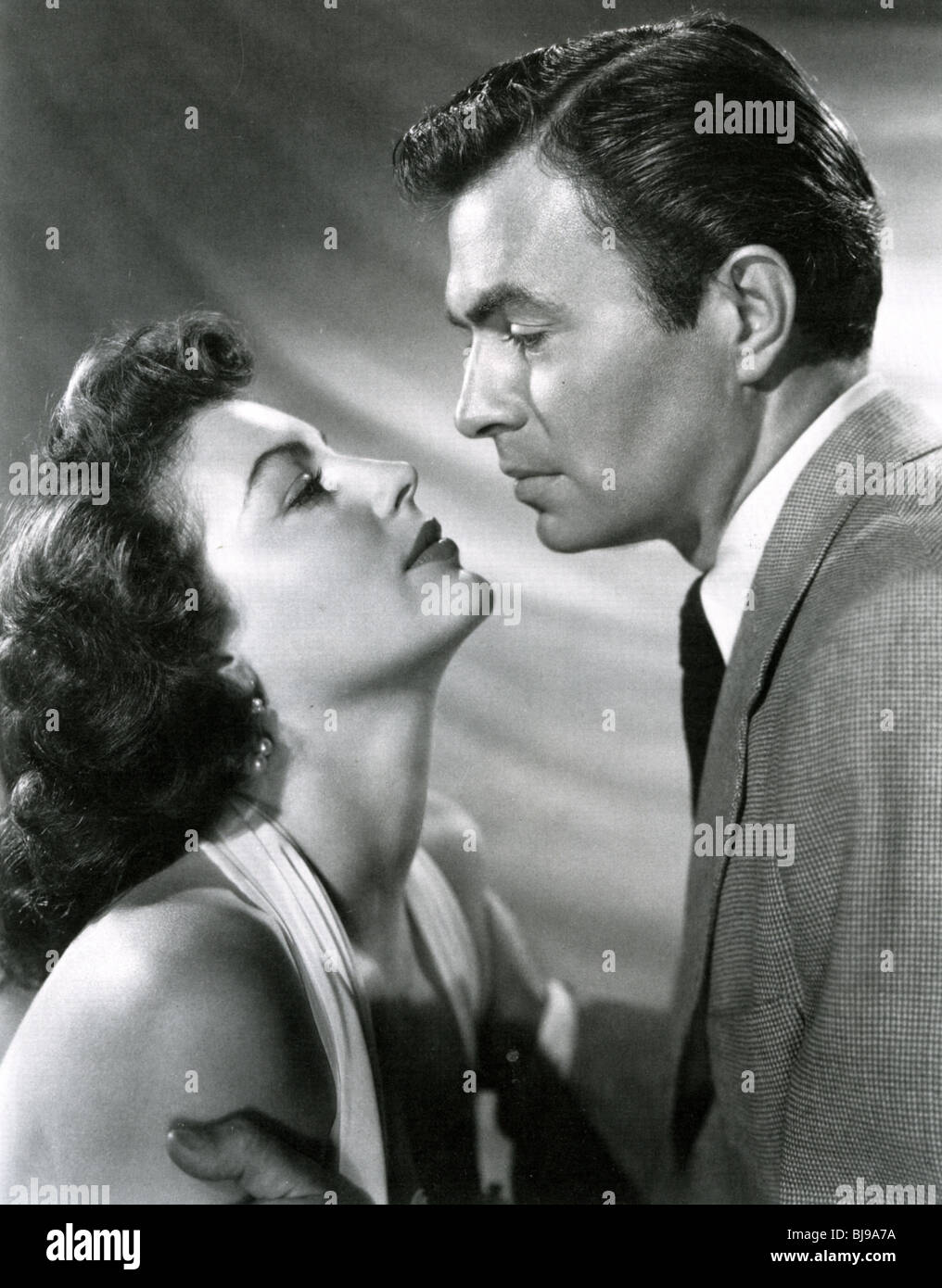 PANDORA Y EL Flying Dutchman - películas de MGM de 1951 con James Mason y  Ava Gardner Fotografía de stock - Alamy
