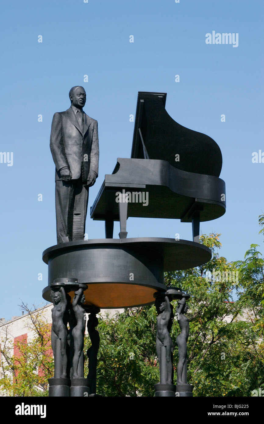 Estatua de Duke Ellington, calle 110 y la Quinta Avenida, Harlem, Manhattan, Nueva York Foto de stock