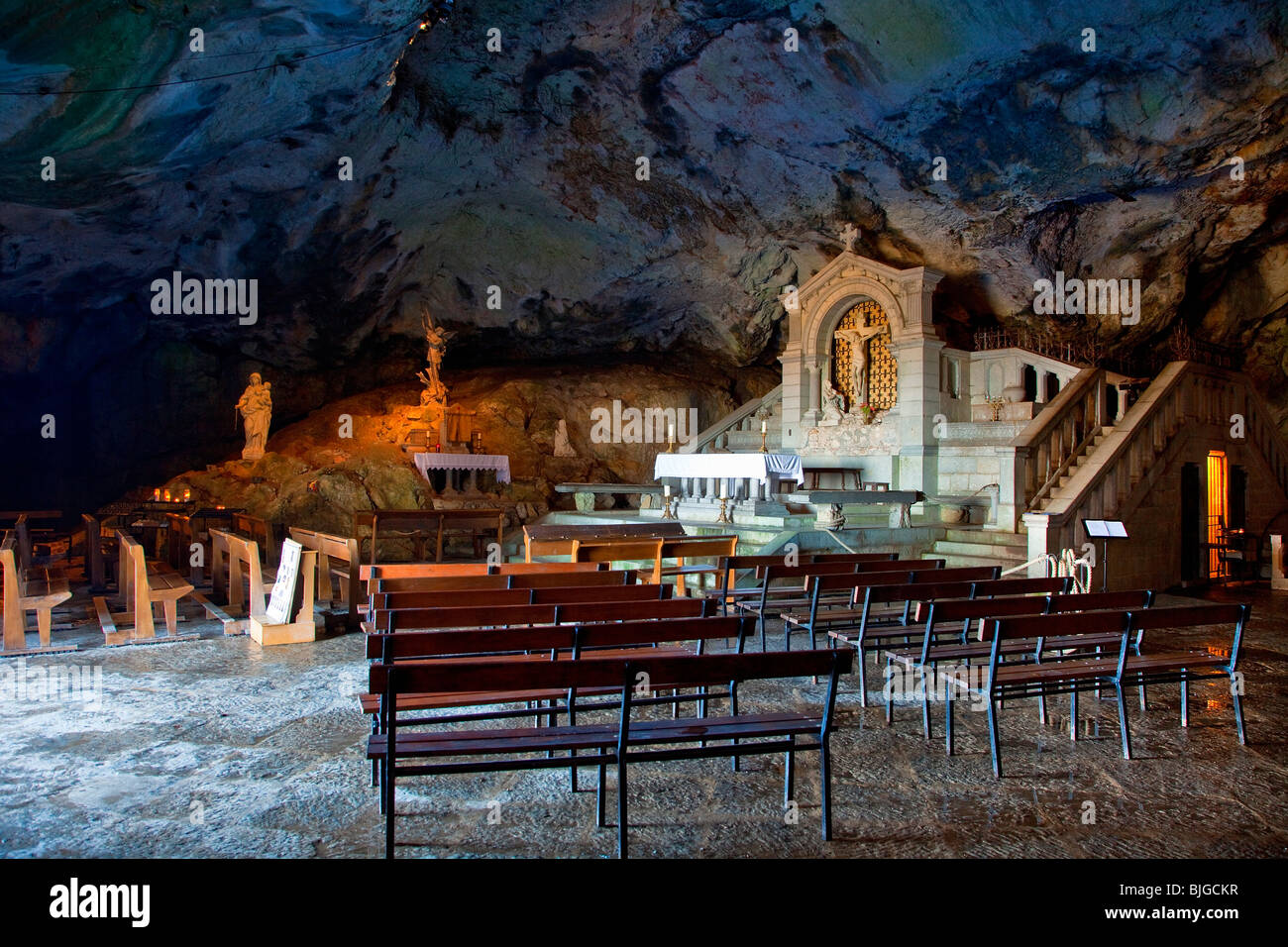 Cueva de Santa Magdalena en Sainte Baume Foto de stock