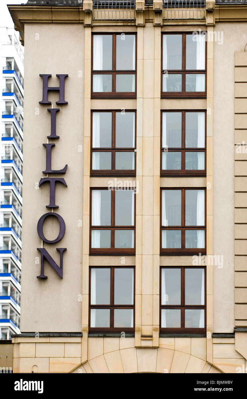 Hotel Hilton en Gendarmenmarkt Berlin Alemania Europa Foto de stock