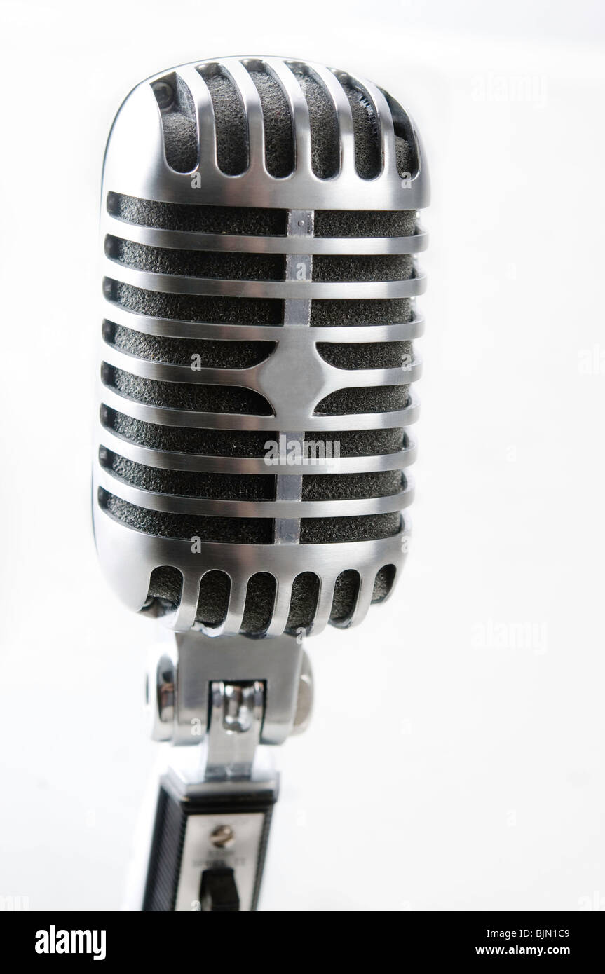 Vintage clásico micrófono cromado Foto de stock
