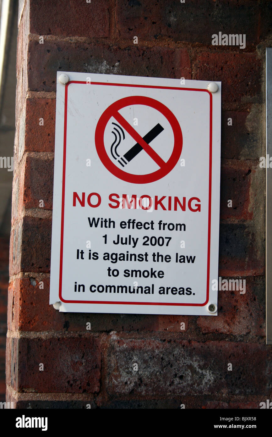 No fumar se convierte en ley el 1 de julio de 2007 Foto de stock