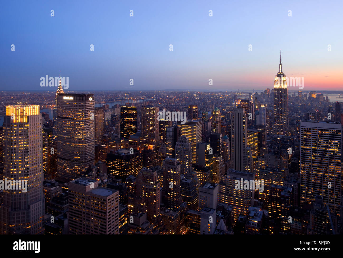 Twilight en Manhattan, Ciudad de Nueva York EE.UU. Foto de stock