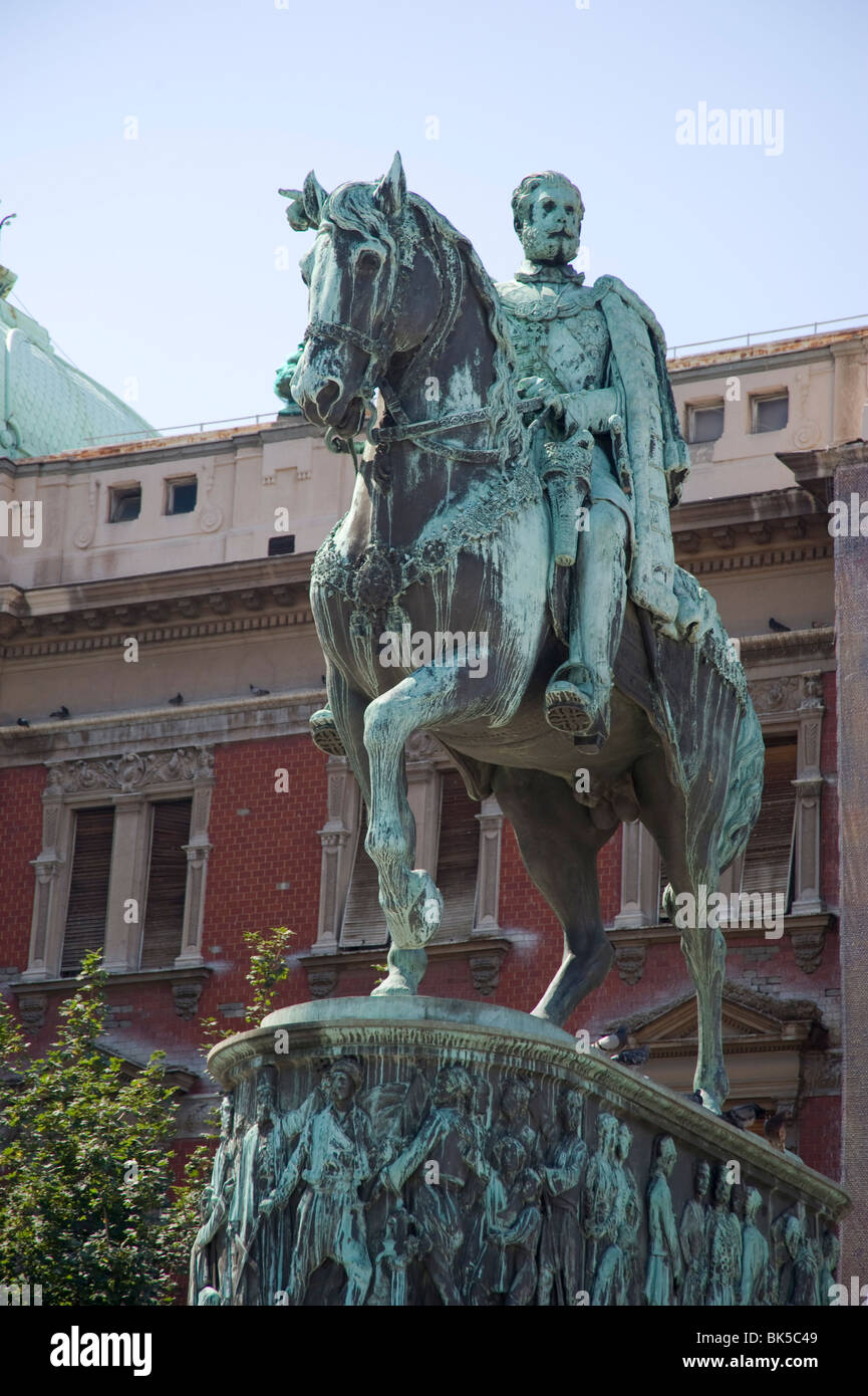 El Príncipe Mihhailo monumento en la Plaza de la República, Belgrado, Serbia, Europa Foto de stock