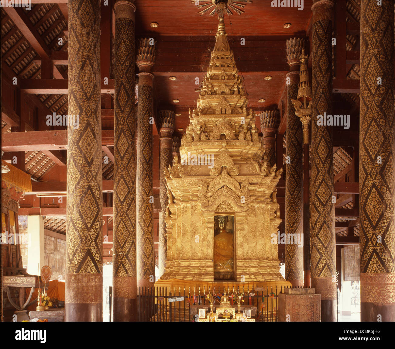 Wat Phra That Lampang Luang, Lampang, Tailandia, el sudeste de Asia, Asia Foto de stock