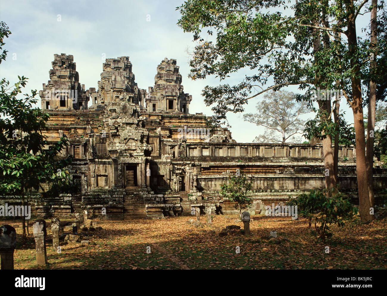 Ta Keo, que datan de los siglos X y XI, Angkor, sitio del Patrimonio Mundial de la UNESCO, en Camboya, en Indochina, en el sudeste de Asia, Asia Foto de stock
