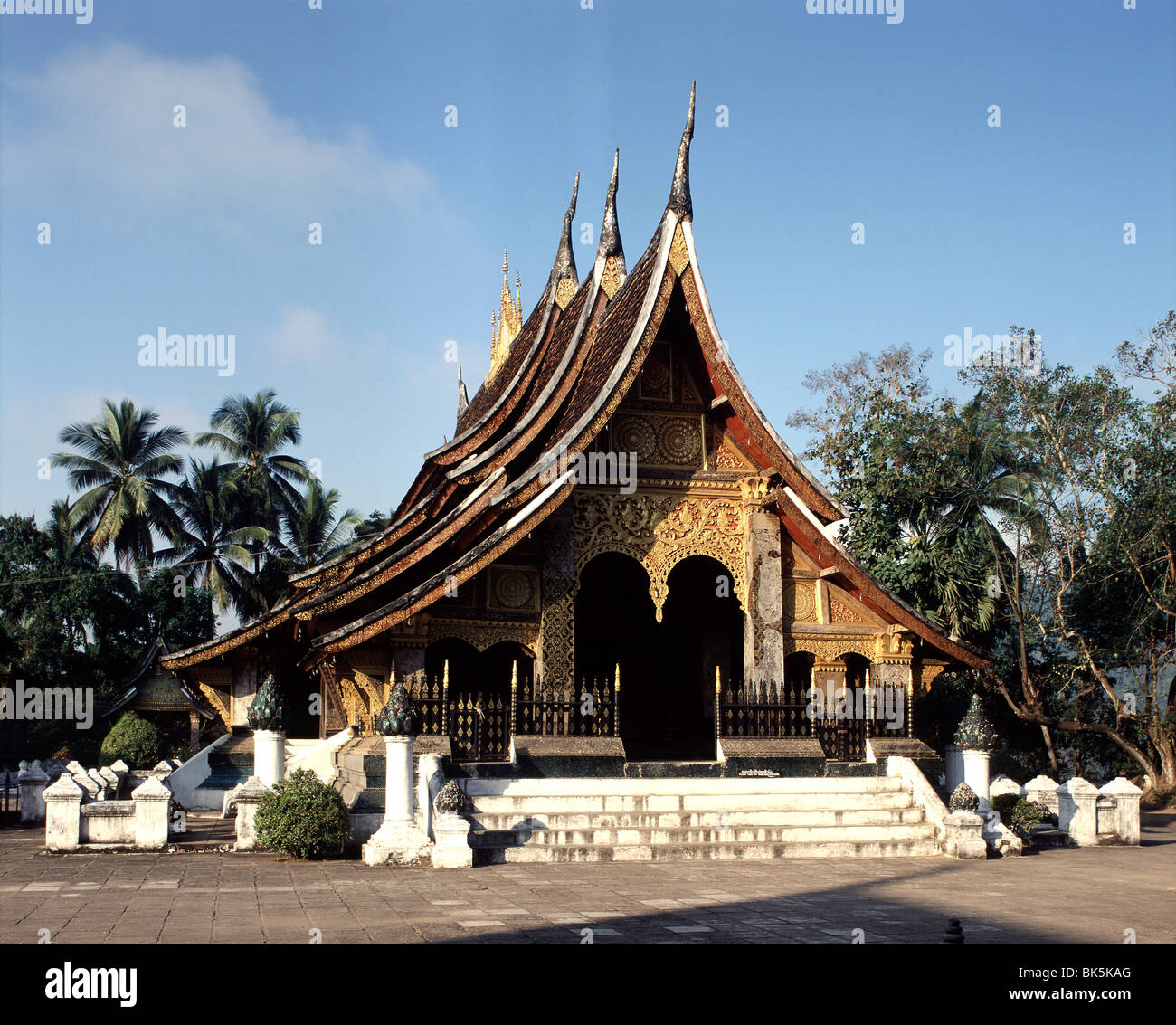 Wat Xieng Thong, el templo budista , Luang Prabang, Sitio del Patrimonio Mundial de la UNESCO, Laos Foto de stock