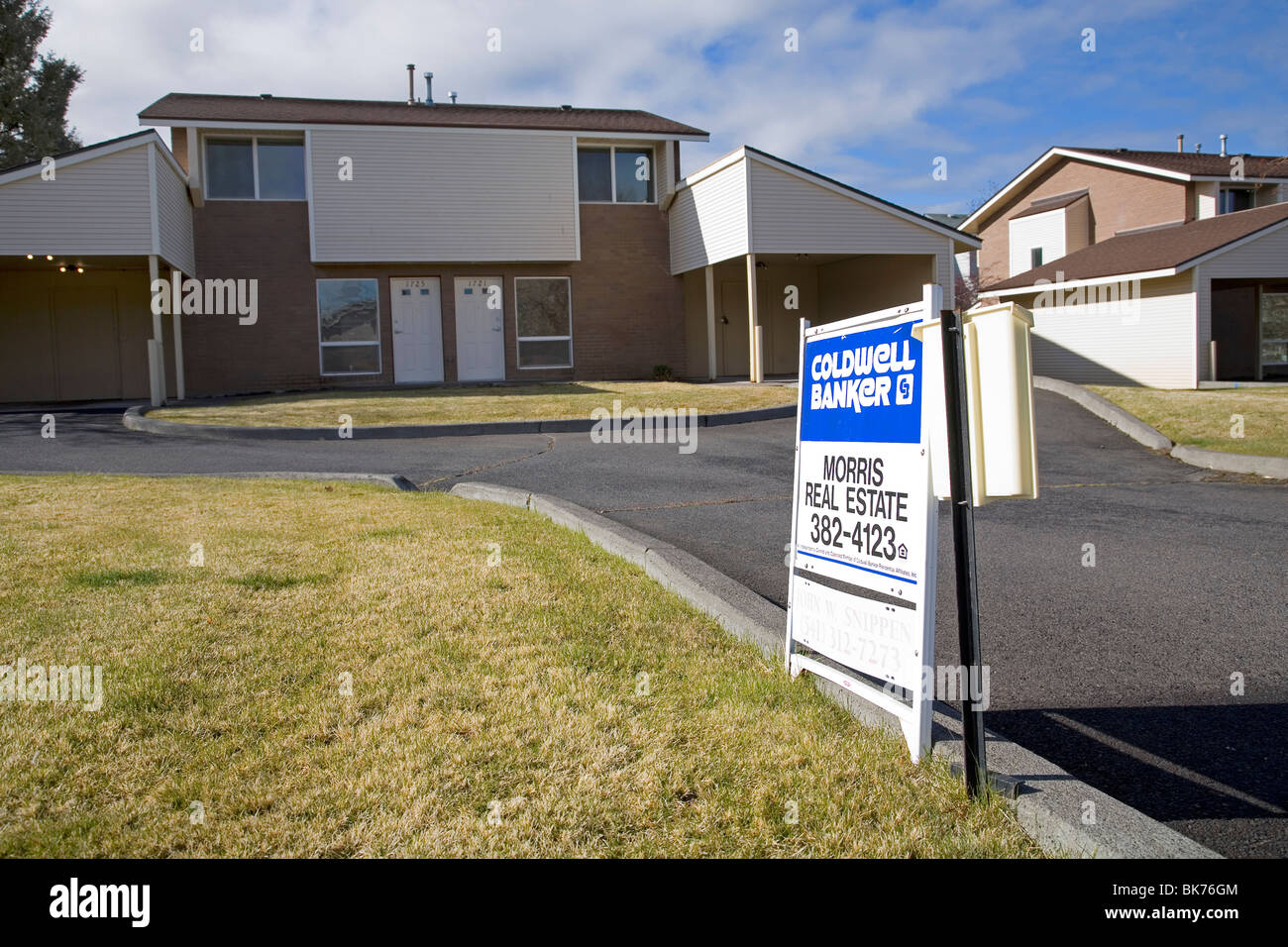 Venta de casas que han sido embargados por un banco local, en Bend, Oregon  Fotografía de stock - Alamy