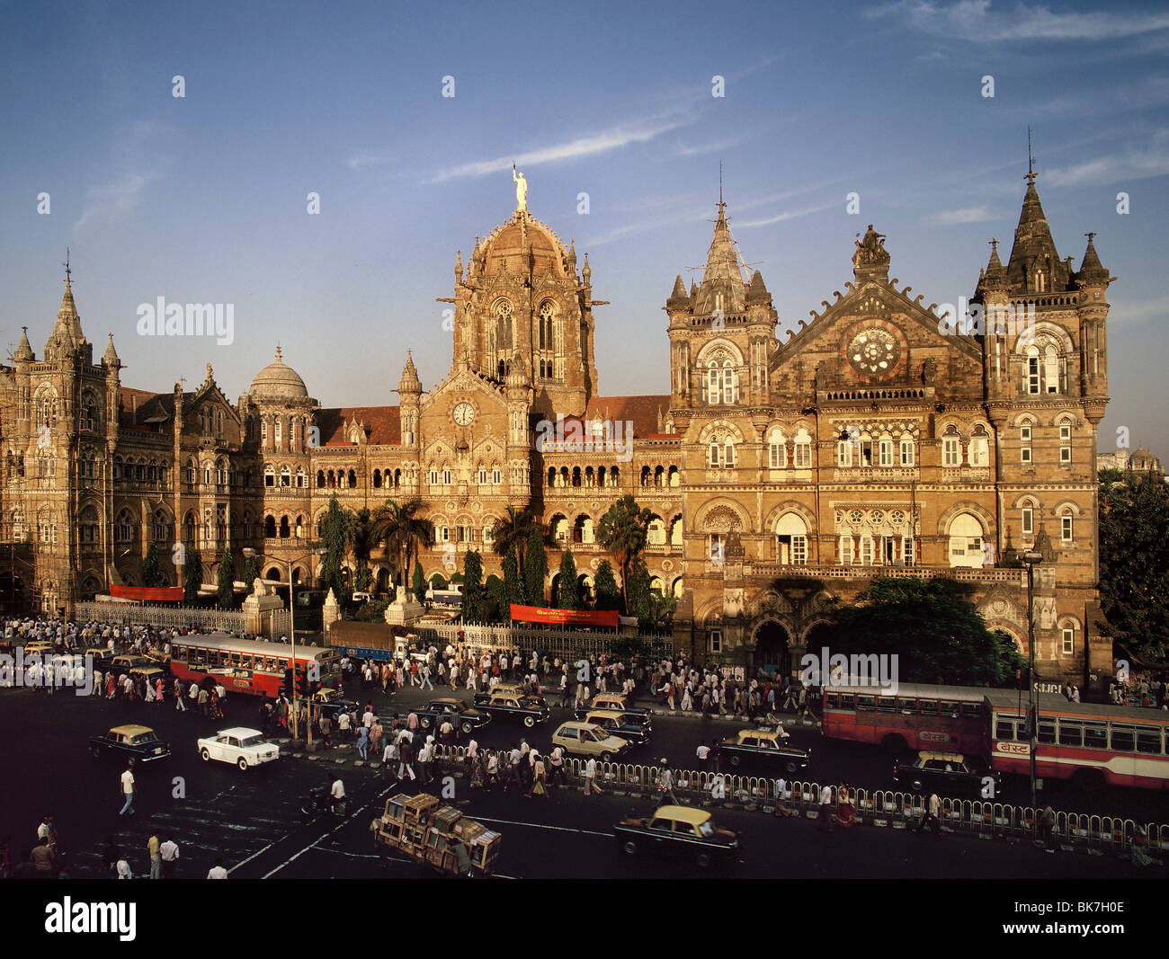 Victoria Terminus (Chhatrapati Shivaji), Sitio de Patrimonio Mundial de la UNESCO, Mumbai (Bombay), India, Asia Foto de stock