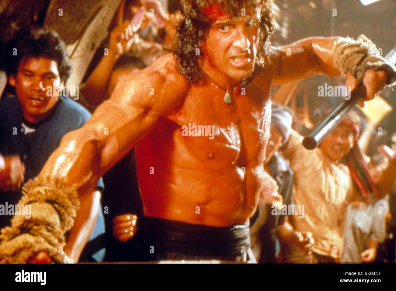 RAMBO III (1988), Sylvester Stallone mullet, BANDANA RM3 027 Fotografía de  stock - Alamy