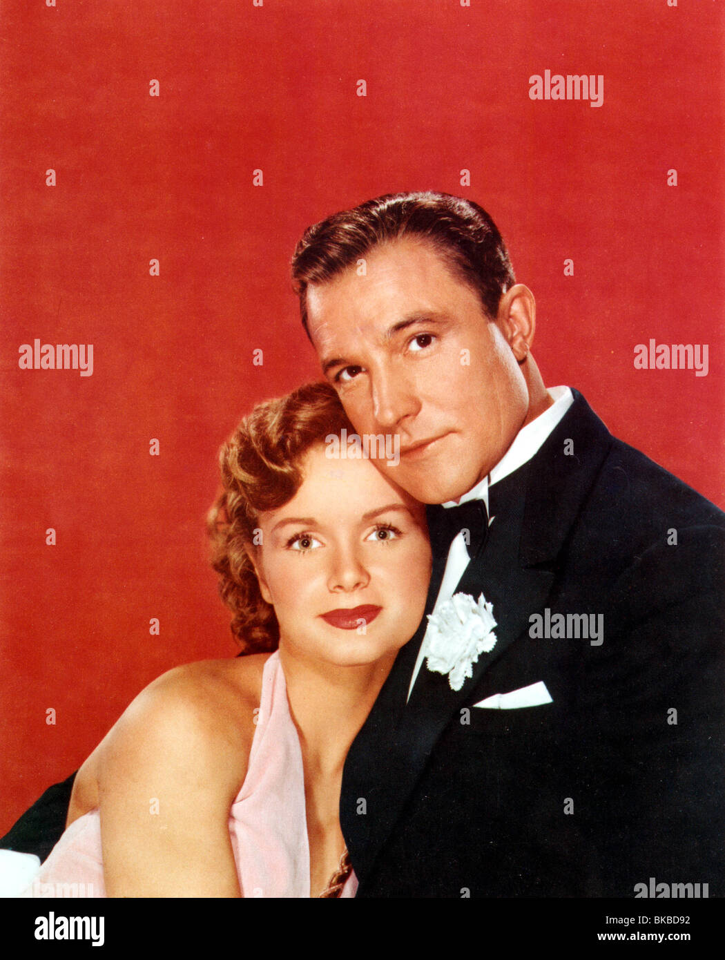 SINGIN EN LA LLUVIA (1952), cantando bajo la lluvia (ALT), Debbie Reynolds, Gene Kelly SIR 003CP Foto de stock