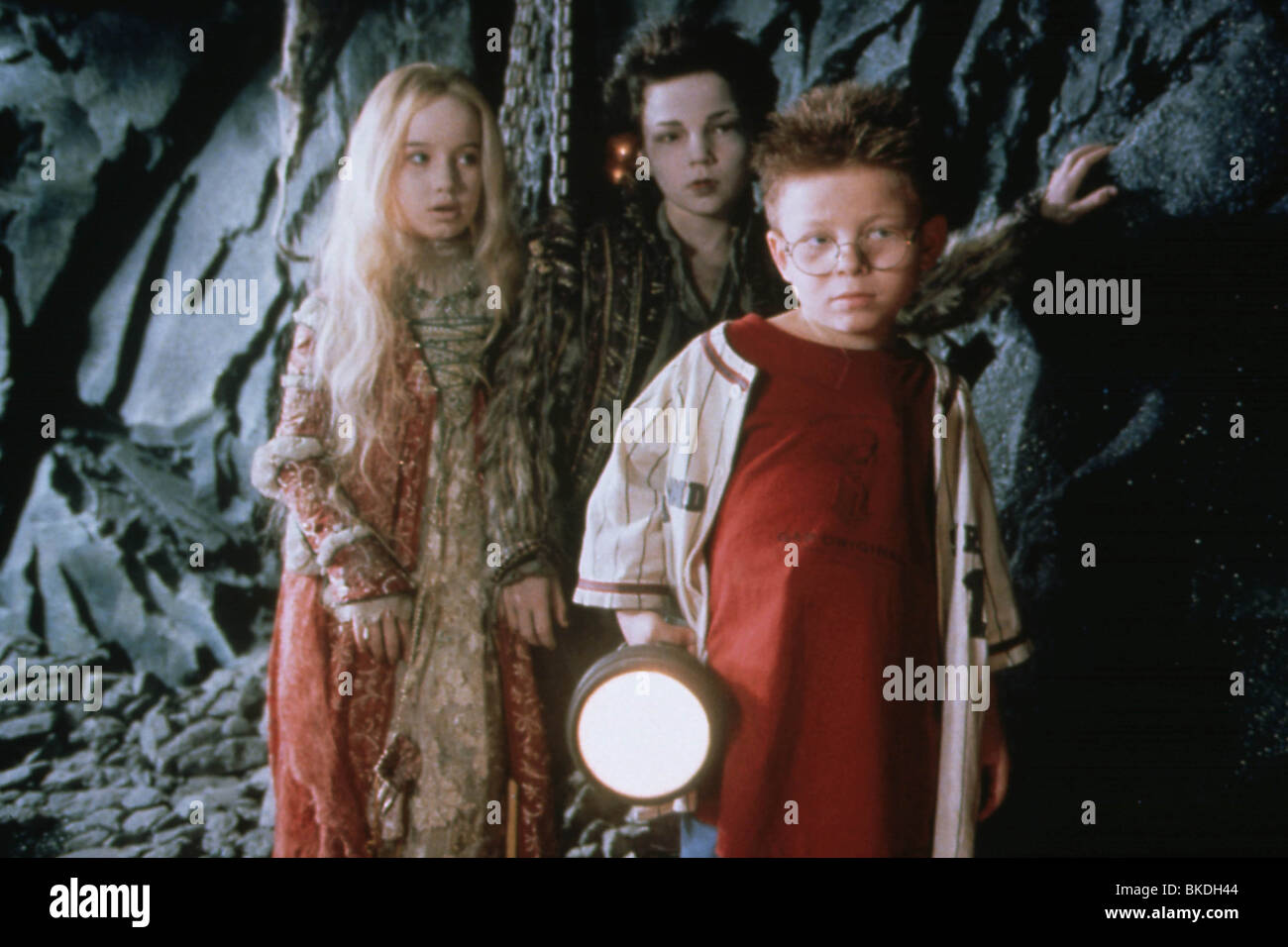 El pequeño vampiro (2000) Ana Popplewell, ROLLO SEMANAS, JONATHAN LIPNICKI LILV 007 Foto de stock