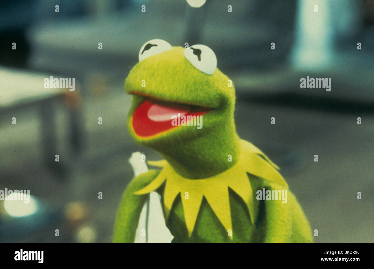 Los Muppets toman Manhattan (1984) Kermit la rana MTM 012 Foto de stock