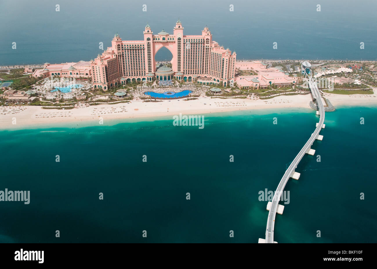 Fotografía aérea del Hotel Atlantis en la palma en Dubai, Emiratos Árabes Unidos Foto de stock