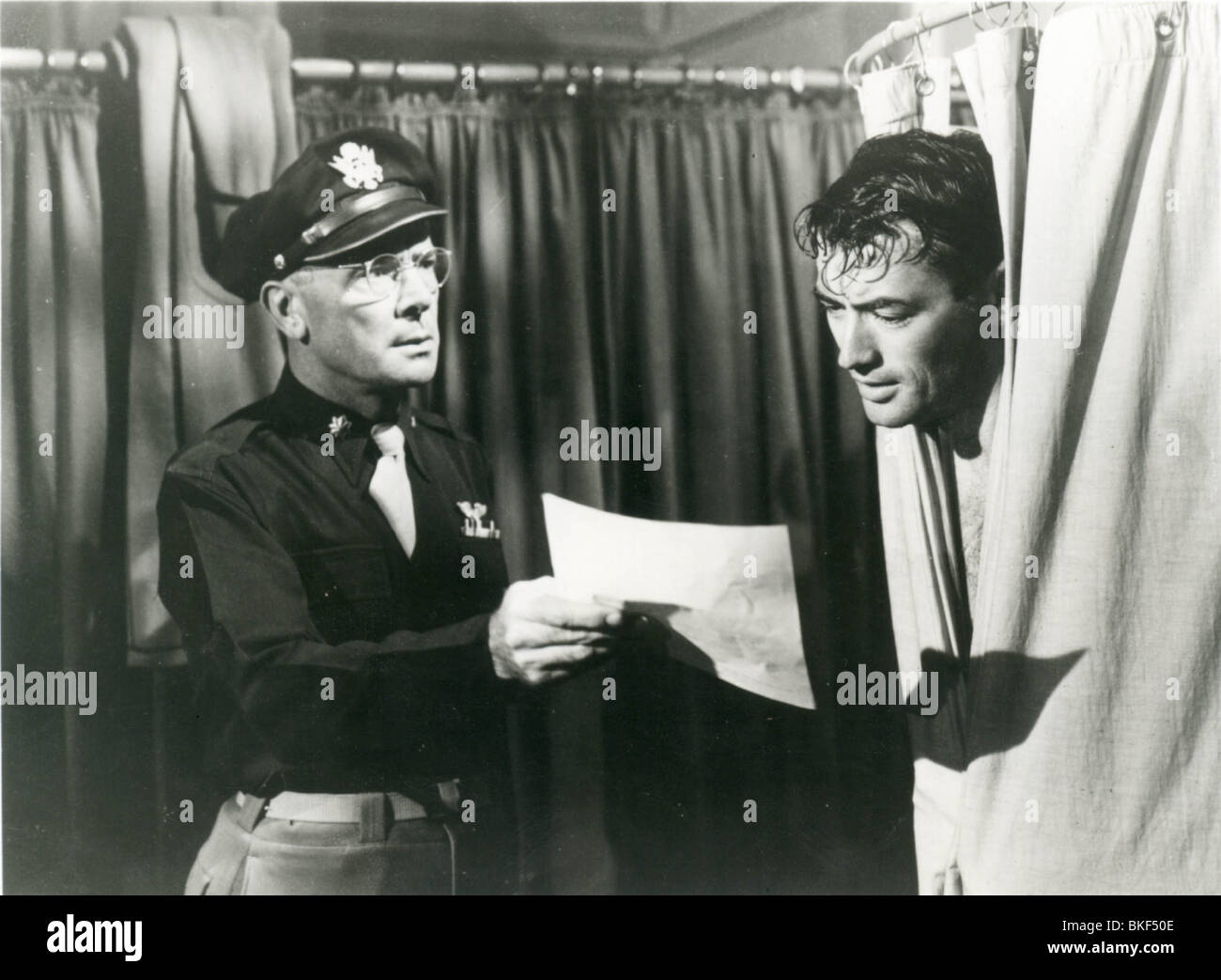 12 O'Clock HIGH (1949) Dean Jagger, Gregory Peck TWHO 002P Foto de stock