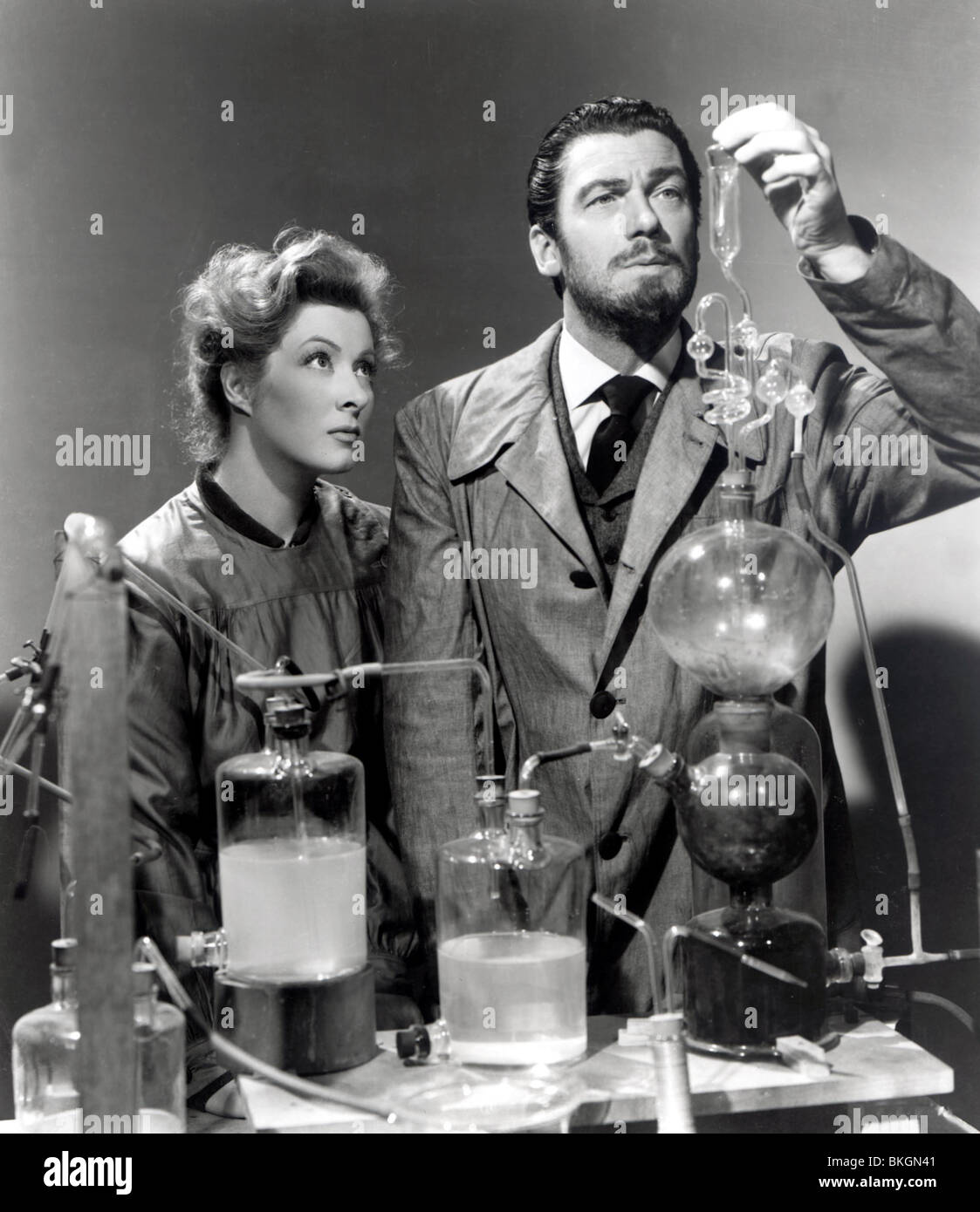 MADAME Curie (1944), Greer Garson, WALTER PIDGEON MADC 002P L Fotografía de  stock - Alamy