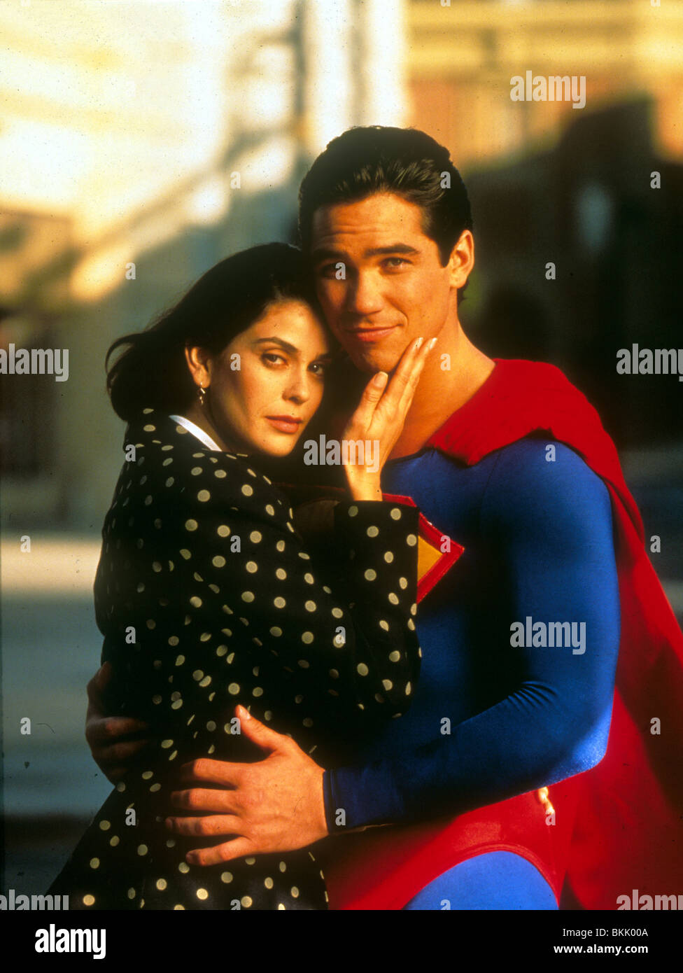 LOIS Y CLARK: Las Nuevas Aventuras de Superman (TV) Teri Hatcher, Dean CAIN  LAC 001 Fotografía de stock - Alamy