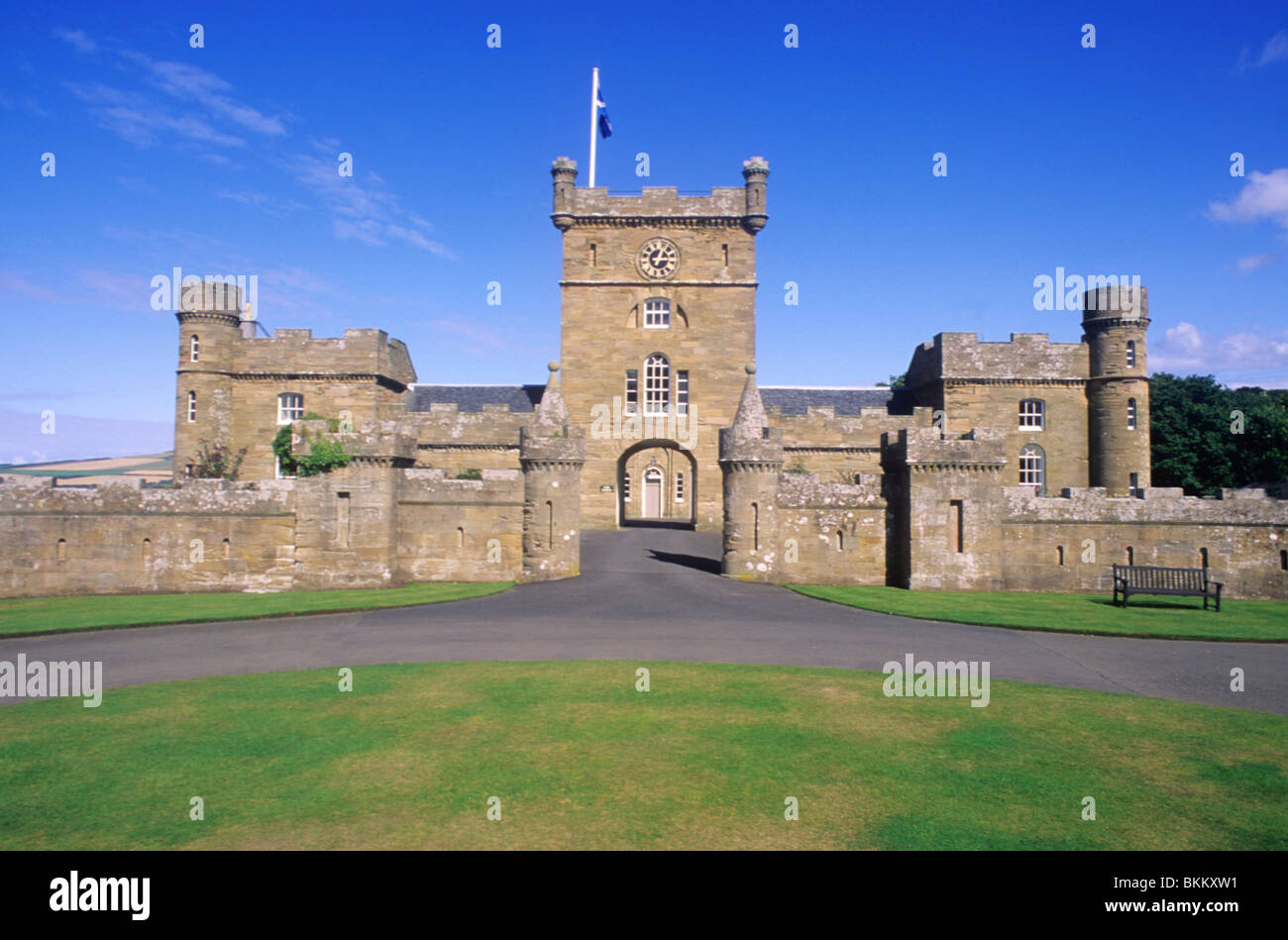 Culzean Castle Gatehouse Coach house en Ayrshire, Escocia castillos del siglo XVIII Robert Adam arquitecto arquitectura Foto de stock