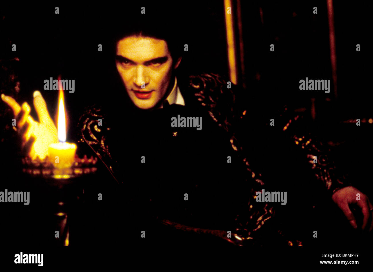 Entrevista con el vampiro (1994), Antonio Banderas IWVM 131 Fotografía de stock Alamy