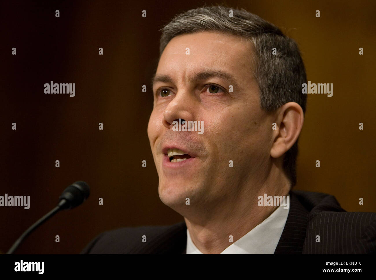 Secretario de Educación Arne Duncan testifica en Capitol Hill. Foto de stock