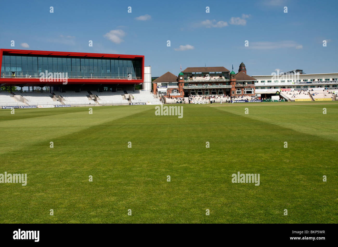 Lancashore Cricket Club, Old Trafford con el nuevo centro de