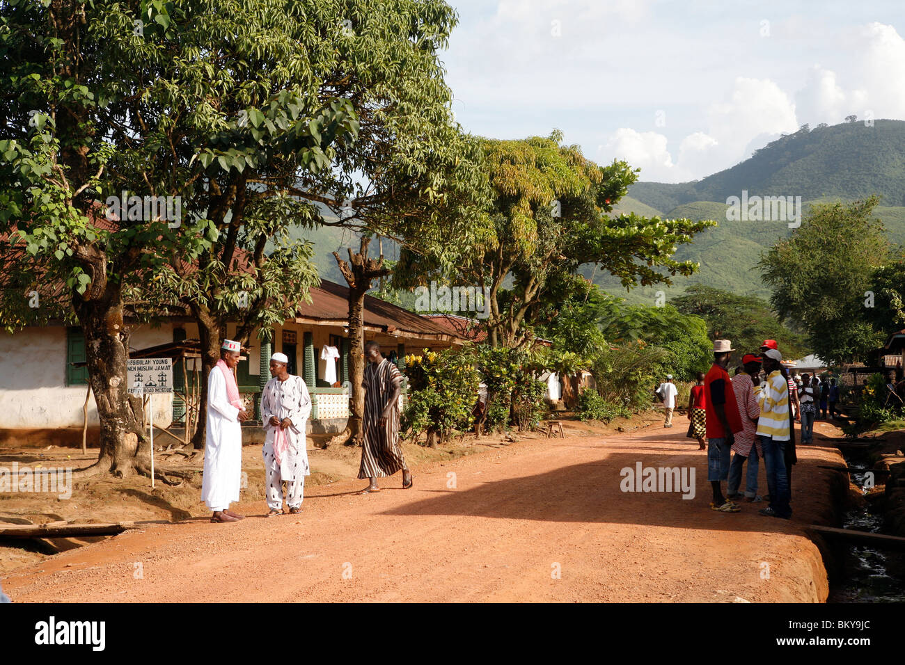 La aldea de Bumbuna, Sierra Leona, África occidental Foto de stock