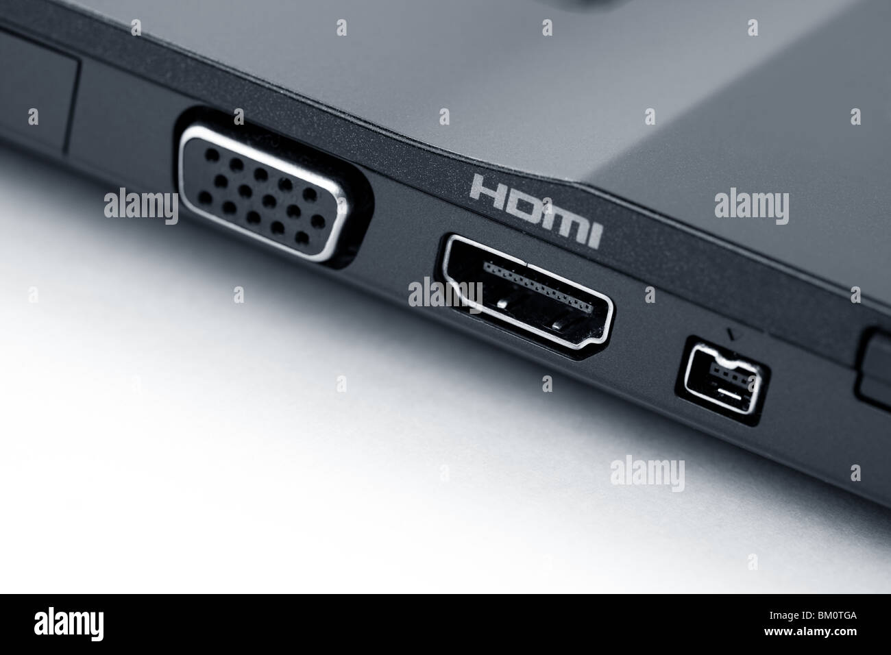 Conexión HDMI Laptop primer plano Fotografía de stock - Alamy