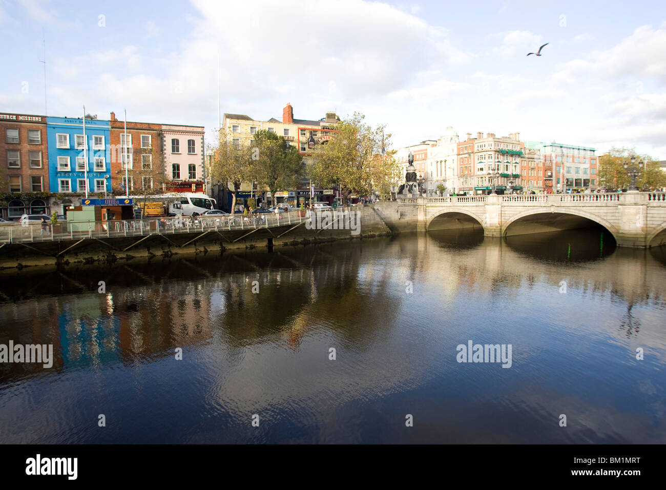 El río Liffey, en Dublín, República de Irlanda, Europa Foto de stock