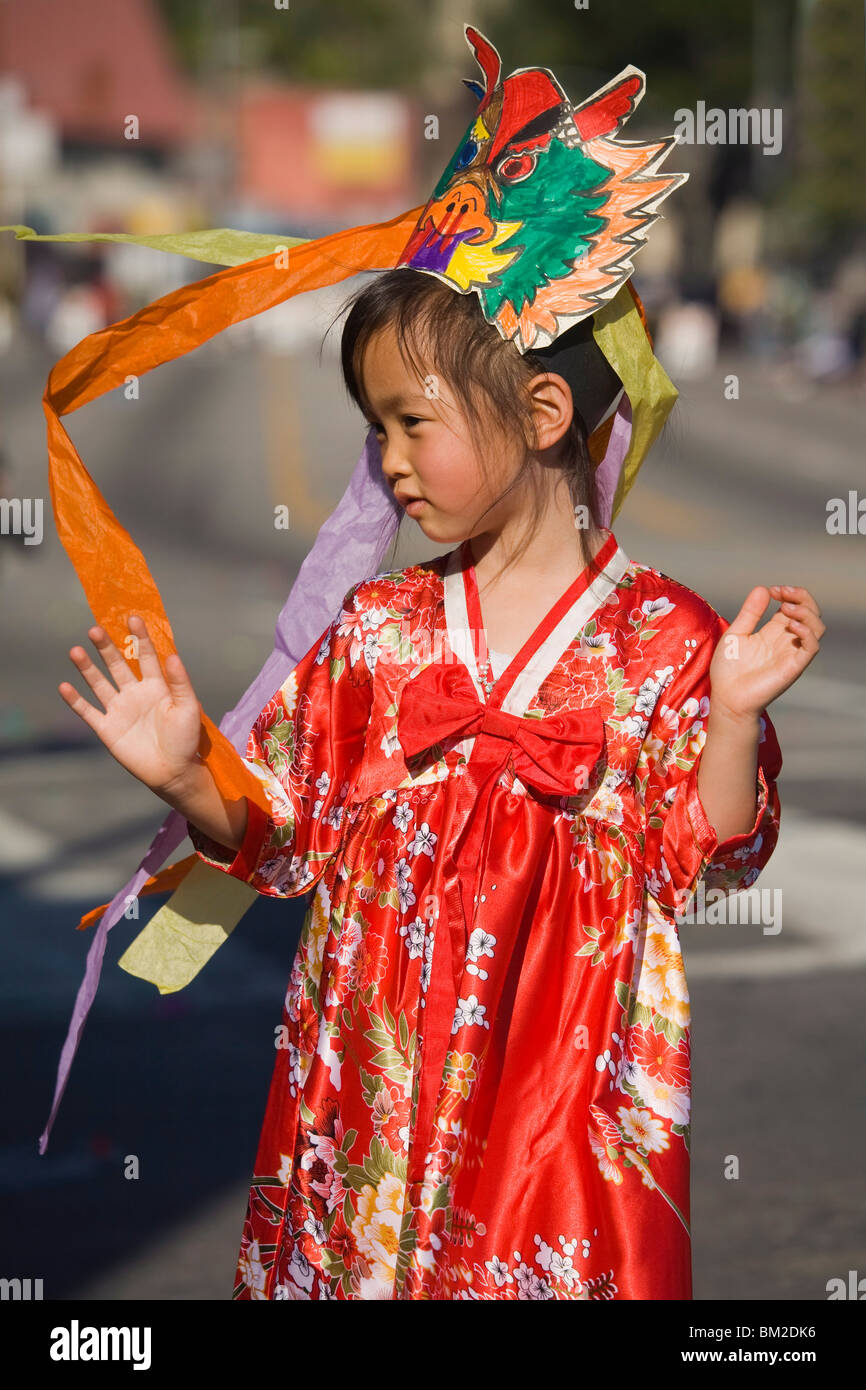 Golden Dragon Parade, Festival de Año Nuevo Chino, Chinatown, Los Angeles, California, EE.UU. Foto de stock