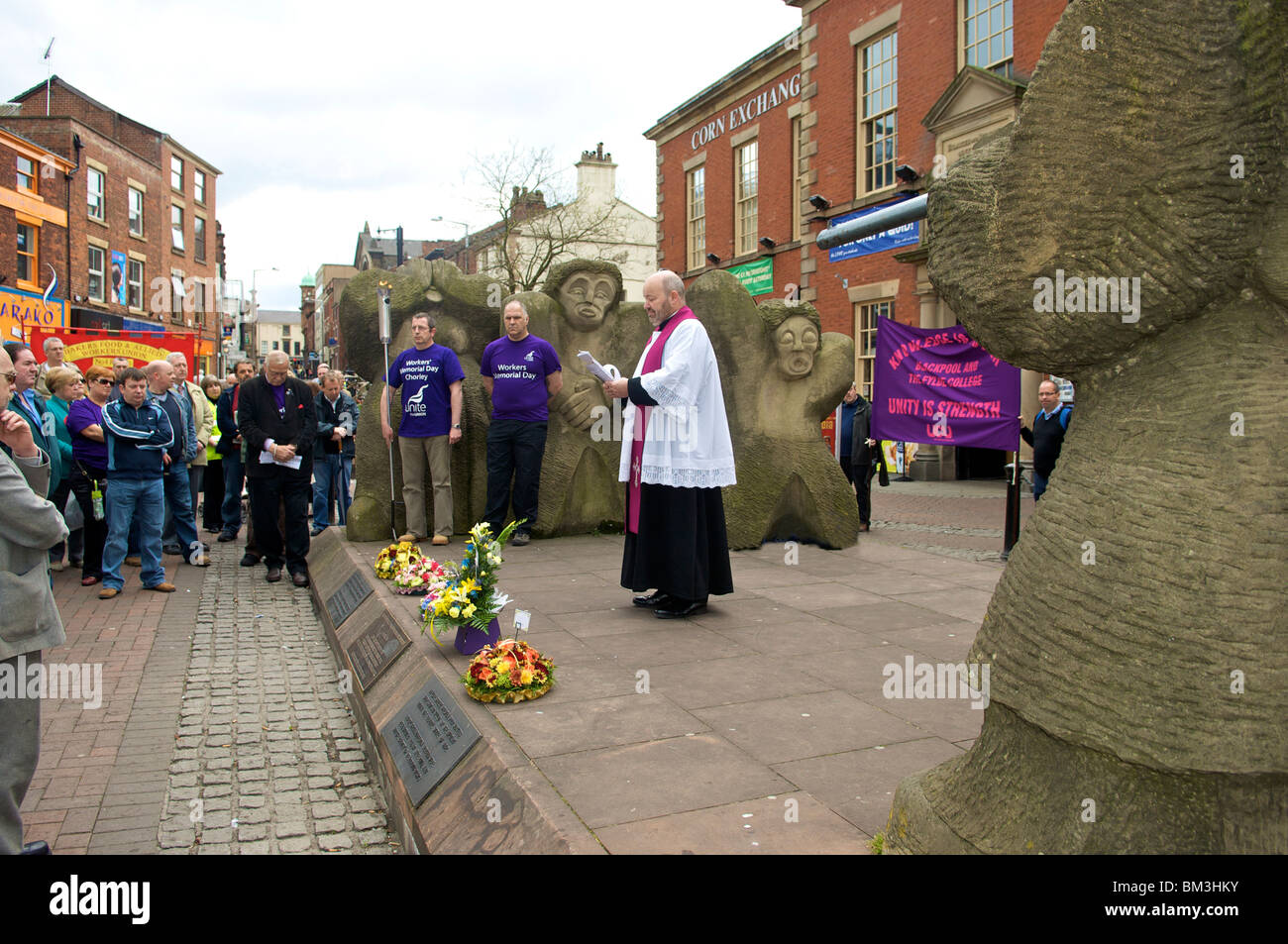 El día conmemorativo de los trabajadores celebrada en Preston, Lancashire, UK Foto de stock