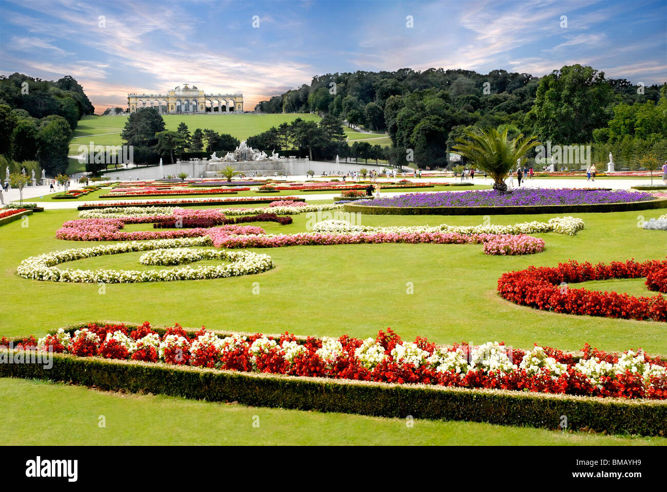 La Gloriette en los jardines del palacio de Schonbrunn, Viena, Austria Foto de stock