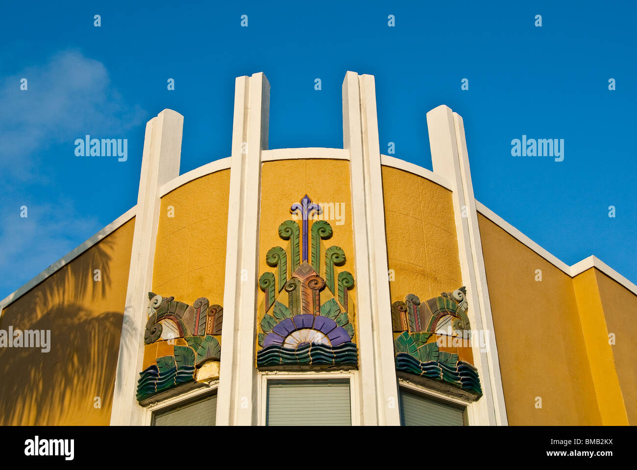 Detalle exterior en Cadet Hotel histórico en el corazón del distrito Art Deco de Miami Beach, Florida, EE.UU. Foto de stock