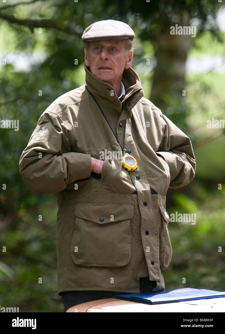Bretaña es el príncipe Felipe, Duque de Edimburgo, vistiendo un tapón plano en el Rpyal Windsor Horse Show Foto de stock