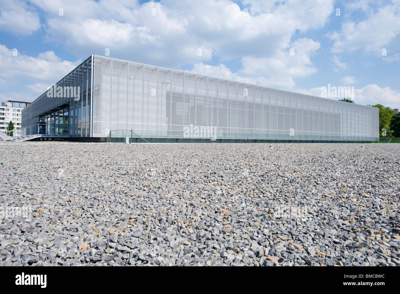 Nuevo centro de exposiciones en Topographie des terrores el sitio del antiguo cuartel general de la policía de la Gestapo en Berlín, Alemania Foto de stock