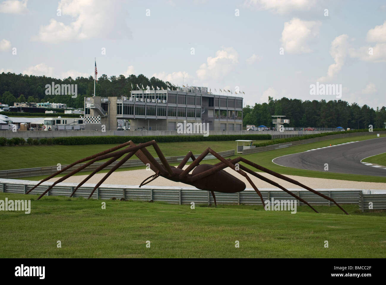 "Spider" y el infield en Barber Motorsports Park, cerca de Birmingham, Alabama, EE.UU. Foto de stock