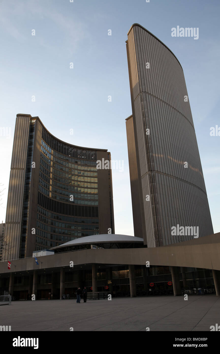 Edificio del Ayuntamiento - Plaza Principal - Toronto, Ontario - Canadá Foto de stock