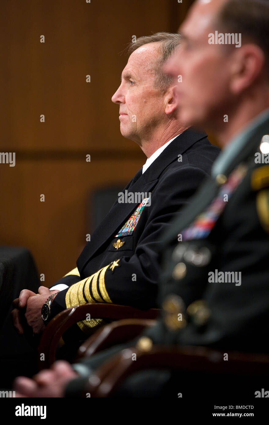 El almirante Eric Olson y el general David Petraeus. Foto de stock