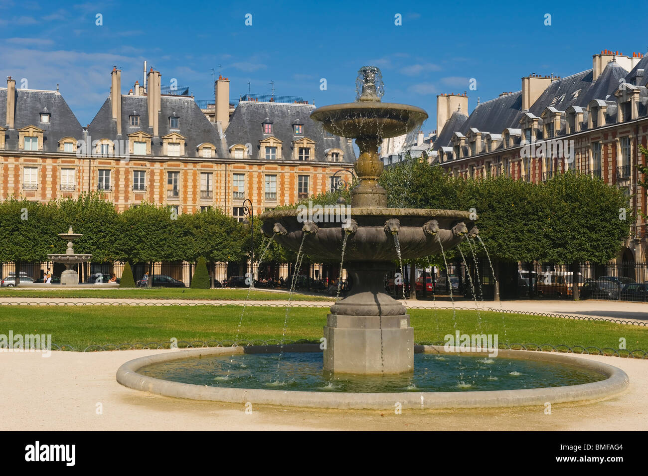 La Place des Vosges, el Marais, París Foto de stock